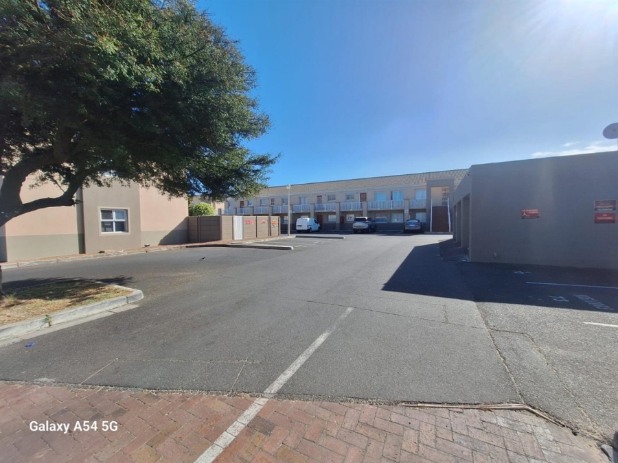 2 Bedroom Property for Sale in Parklands Western Cape